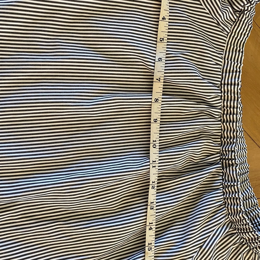 Potter’s Pot Stripe Off the Shoulder Top - Picture 6 of 11